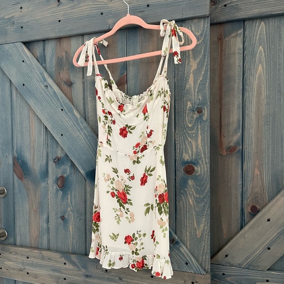Reformation Floral Tie-Strap Dress in Cream Christine Rose - Picture 3 of 11